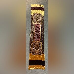 Tuscan Square Damask Table Runner 60% Silk 40% viscose 58.5” x 12” Gold Italy